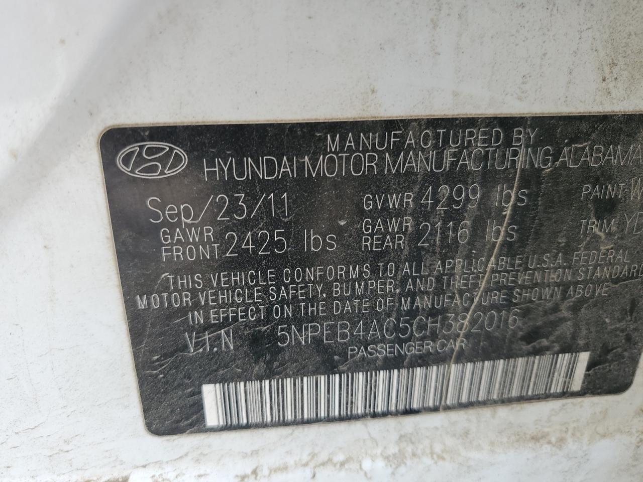 Photo 11 VIN: 5NPEB4AC5CH382016 - HYUNDAI SONATA 