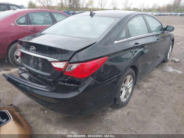 Photo 3 VIN: 5NPEB4AC5CH385353 - HYUNDAI SONATA 