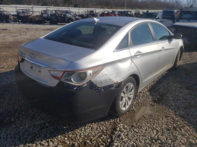 Photo 3 VIN: 5NPEB4AC5CH388012 - HYUNDAI SONATA GLS 