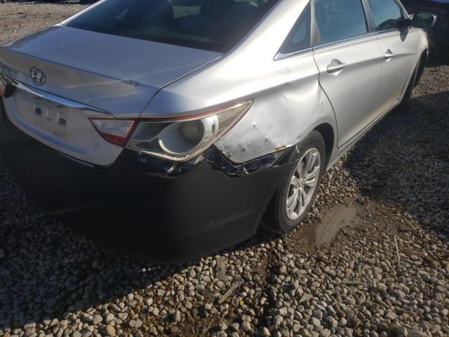 Photo 8 VIN: 5NPEB4AC5CH388012 - HYUNDAI SONATA GLS 