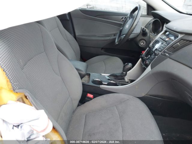 Photo 4 VIN: 5NPEB4AC5CH394800 - HYUNDAI SONATA 