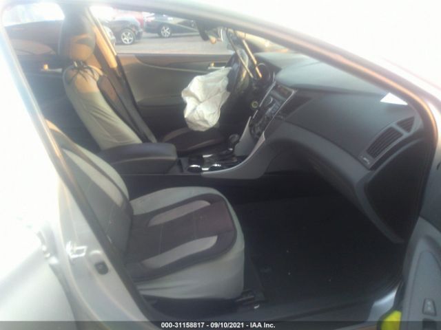 Photo 4 VIN: 5NPEB4AC5CH407190 - HYUNDAI SONATA 