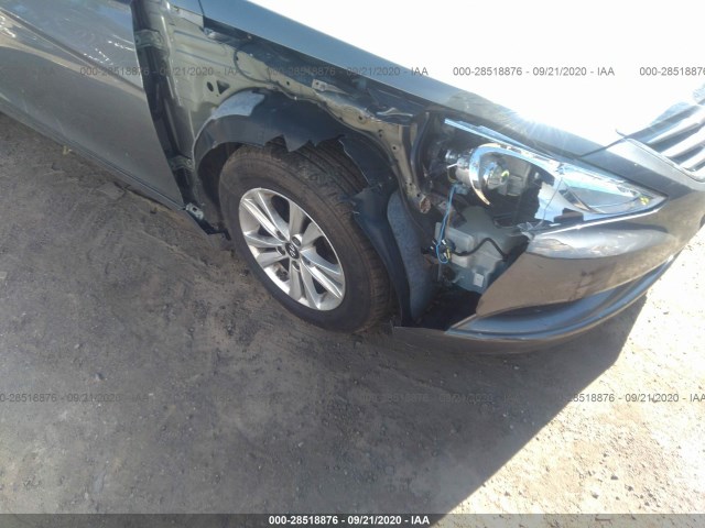 Photo 5 VIN: 5NPEB4AC5CH414964 - HYUNDAI SONATA 