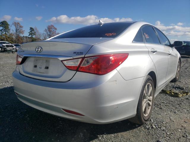 Photo 3 VIN: 5NPEB4AC5CH424846 - HYUNDAI SONATA GLS 