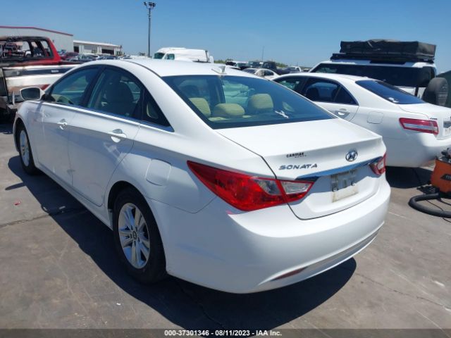 Photo 2 VIN: 5NPEB4AC5CH435068 - HYUNDAI SONATA 