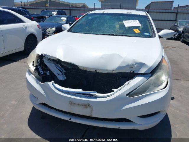 Photo 5 VIN: 5NPEB4AC5CH435068 - HYUNDAI SONATA 