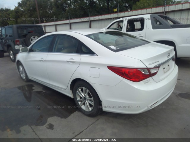 Photo 2 VIN: 5NPEB4AC5CH459046 - HYUNDAI SONATA 