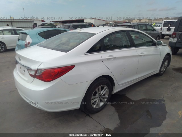 Photo 3 VIN: 5NPEB4AC5CH459046 - HYUNDAI SONATA 