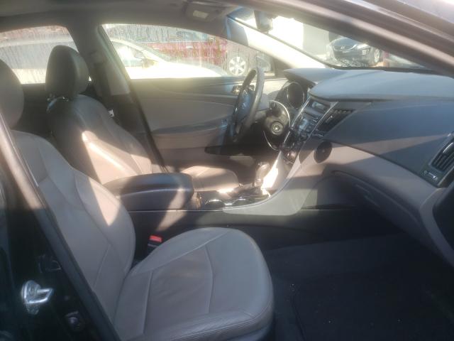 Photo 4 VIN: 5NPEB4AC5CH466188 - HYUNDAI SONATA GLS 