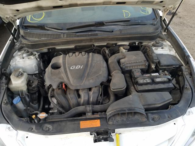 Photo 6 VIN: 5NPEB4AC5CH487171 - HYUNDAI SONATA GLS 