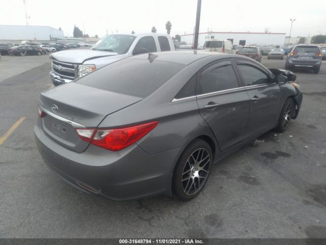 Photo 3 VIN: 5NPEB4AC5CH498283 - HYUNDAI SONATA 