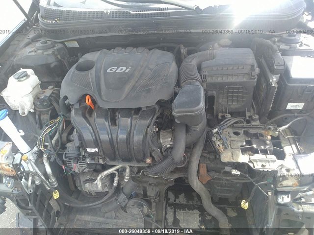 Photo 9 VIN: 5NPEB4AC5CH500940 - HYUNDAI SONATA 