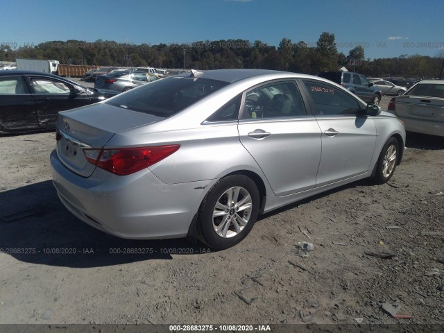 Photo 3 VIN: 5NPEB4AC5DH532725 - HYUNDAI SONATA 