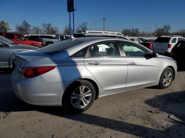 Photo 2 VIN: 5NPEB4AC5DH534670 - HYUNDAI SONATA GLS 