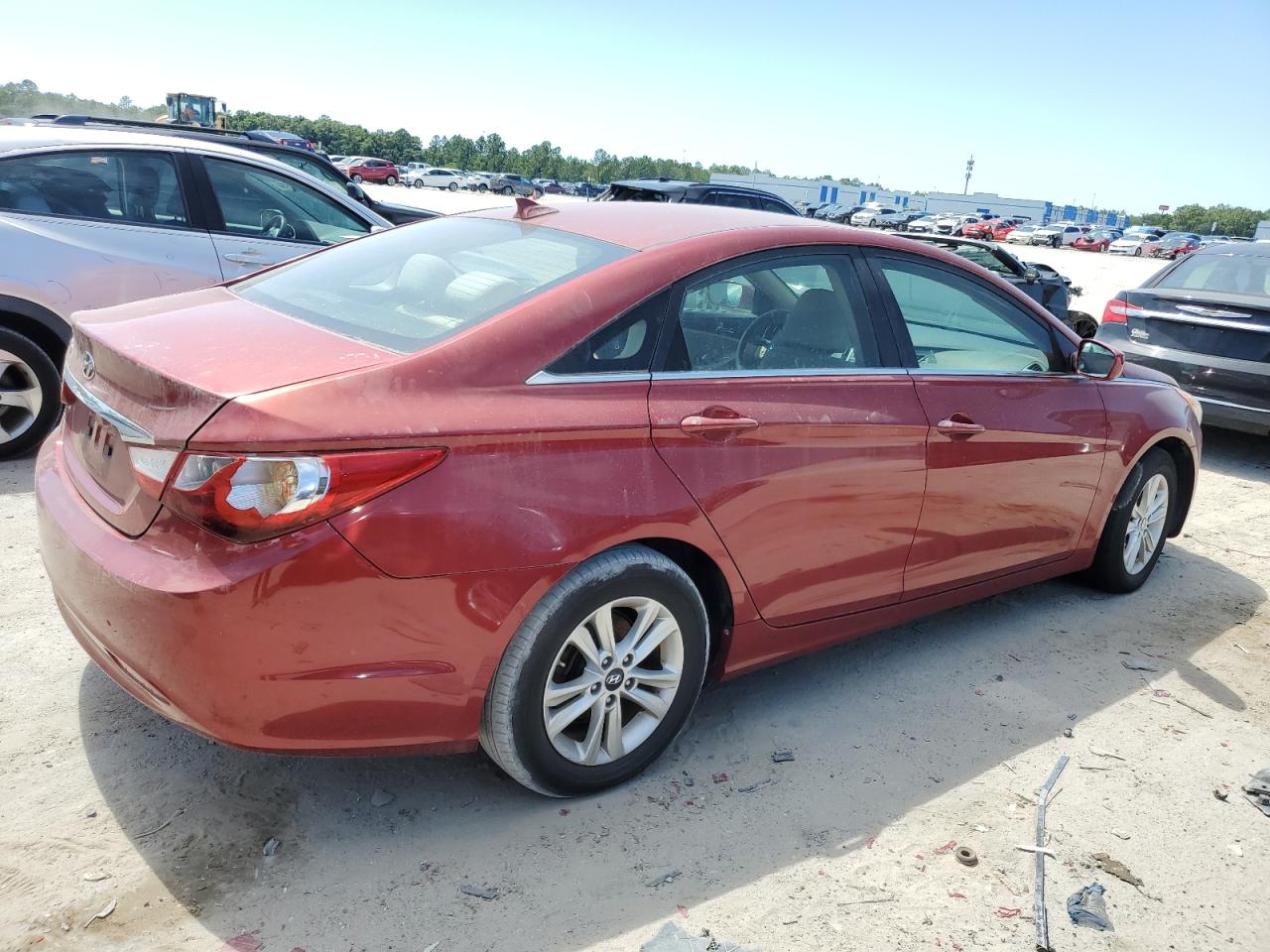 Photo 2 VIN: 5NPEB4AC5DH573923 - HYUNDAI SONATA 