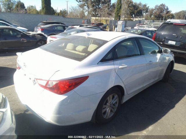 Photo 3 VIN: 5NPEB4AC5DH598353 - HYUNDAI SONATA 