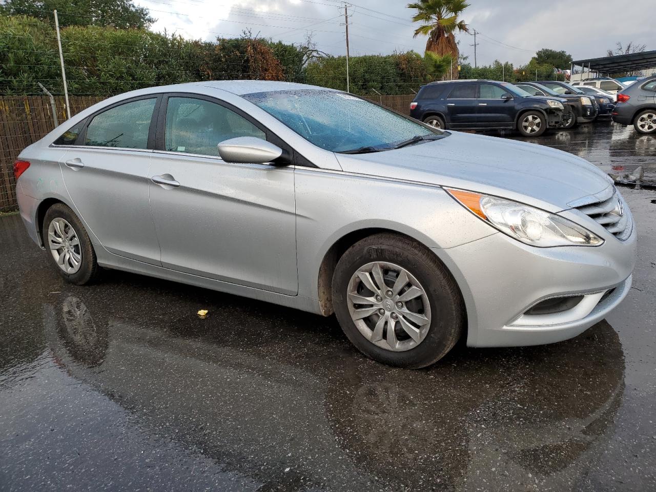 Photo 3 VIN: 5NPEB4AC5DH608492 - HYUNDAI SONATA 