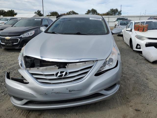 Photo 4 VIN: 5NPEB4AC5DH609111 - HYUNDAI SONATA GLS 