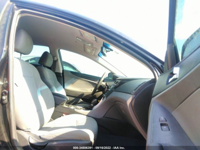 Photo 4 VIN: 5NPEB4AC5DH613868 - HYUNDAI SONATA 