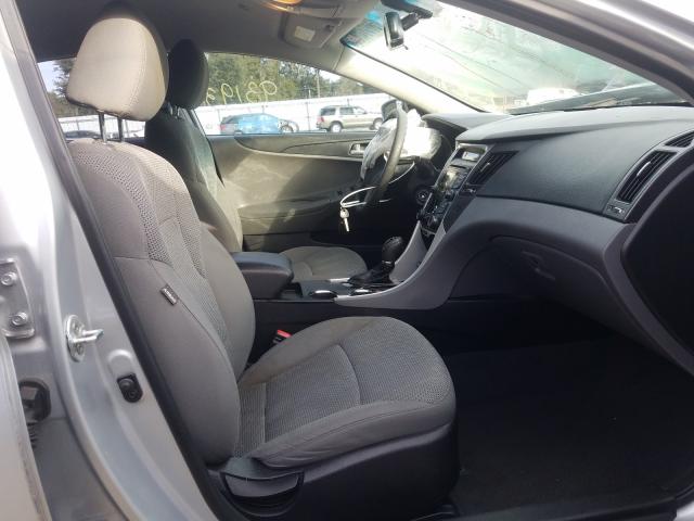 Photo 4 VIN: 5NPEB4AC5DH631657 - HYUNDAI SONATA GLS 