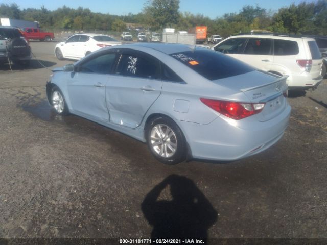 Photo 2 VIN: 5NPEB4AC5DH646255 - HYUNDAI SONATA 