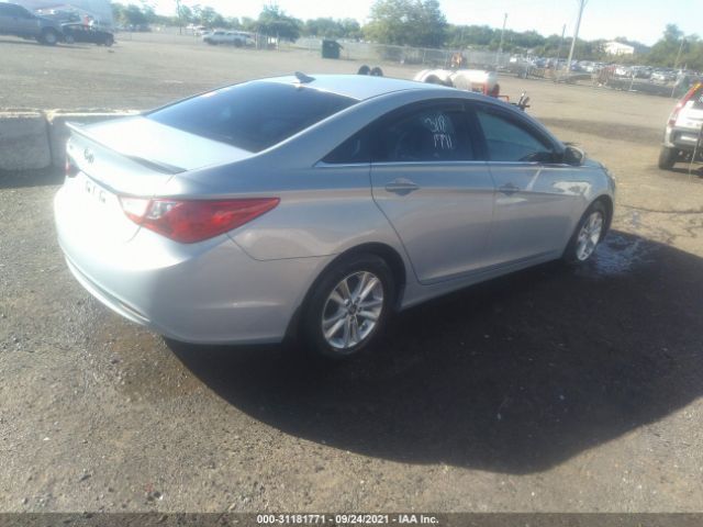 Photo 3 VIN: 5NPEB4AC5DH646255 - HYUNDAI SONATA 