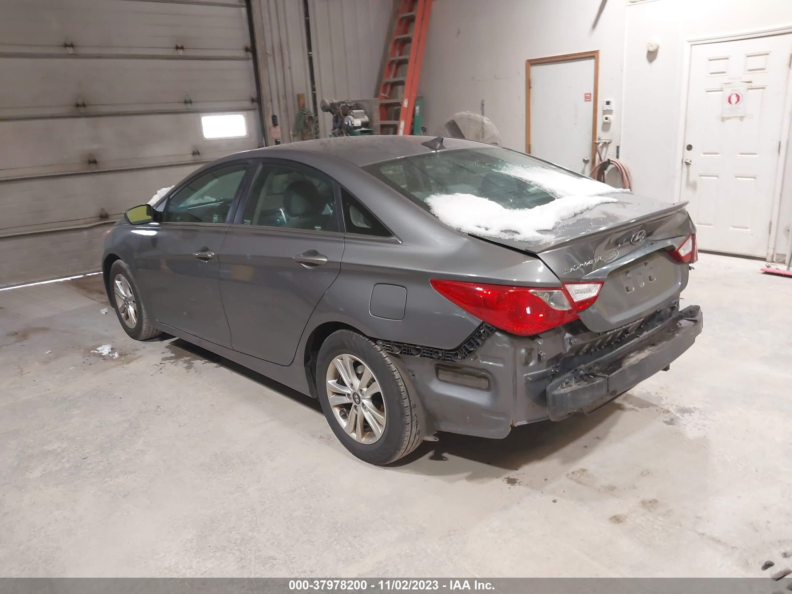 Photo 2 VIN: 5NPEB4AC5DH683726 - HYUNDAI SONATA 