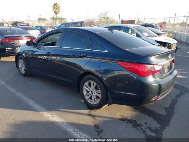 Photo 2 VIN: 5NPEB4AC5DH687100 - HYUNDAI SONATA 