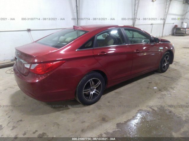 Photo 3 VIN: 5NPEB4AC5DH687999 - HYUNDAI SONATA 