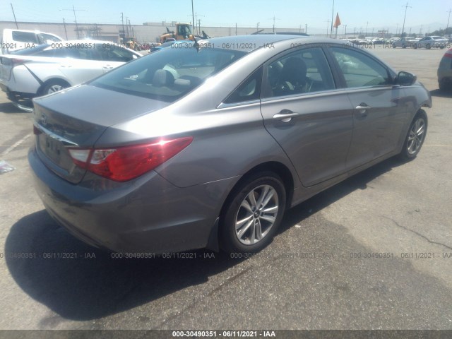 Photo 3 VIN: 5NPEB4AC5DH689008 - HYUNDAI SONATA 