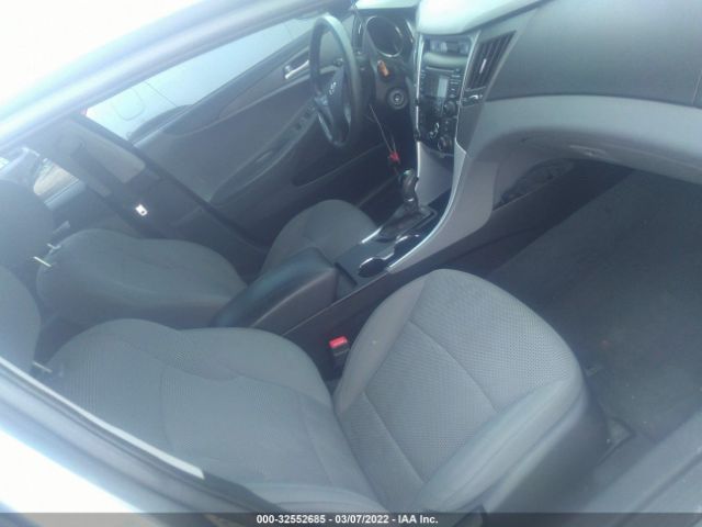 Photo 4 VIN: 5NPEB4AC5DH694046 - HYUNDAI SONATA 