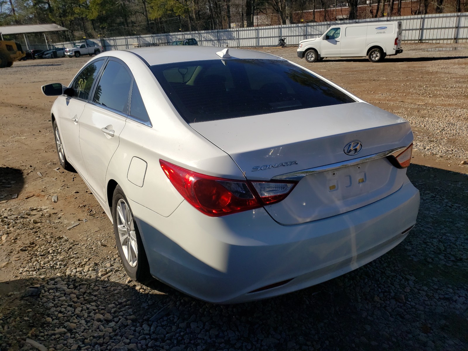 Photo 2 VIN: 5NPEB4AC5DH697836 - HYUNDAI SONATA GLS 