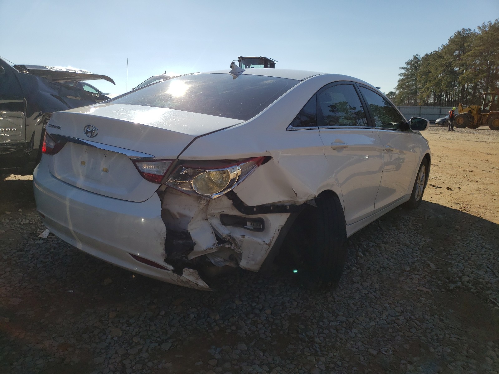 Photo 3 VIN: 5NPEB4AC5DH697836 - HYUNDAI SONATA GLS 