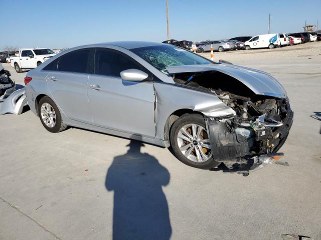 Photo 3 VIN: 5NPEB4AC5DH700525 - HYUNDAI SONATA GLS 