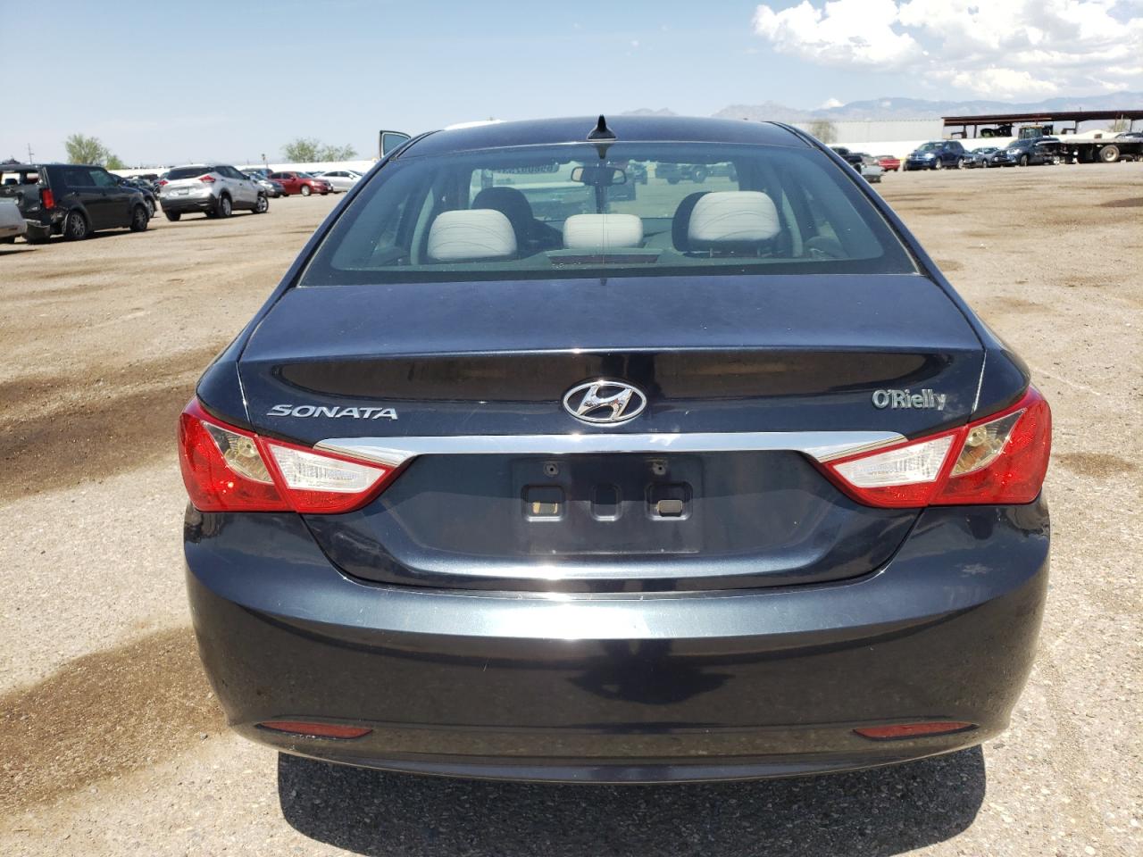 Photo 5 VIN: 5NPEB4AC5DH700685 - HYUNDAI SONATA 