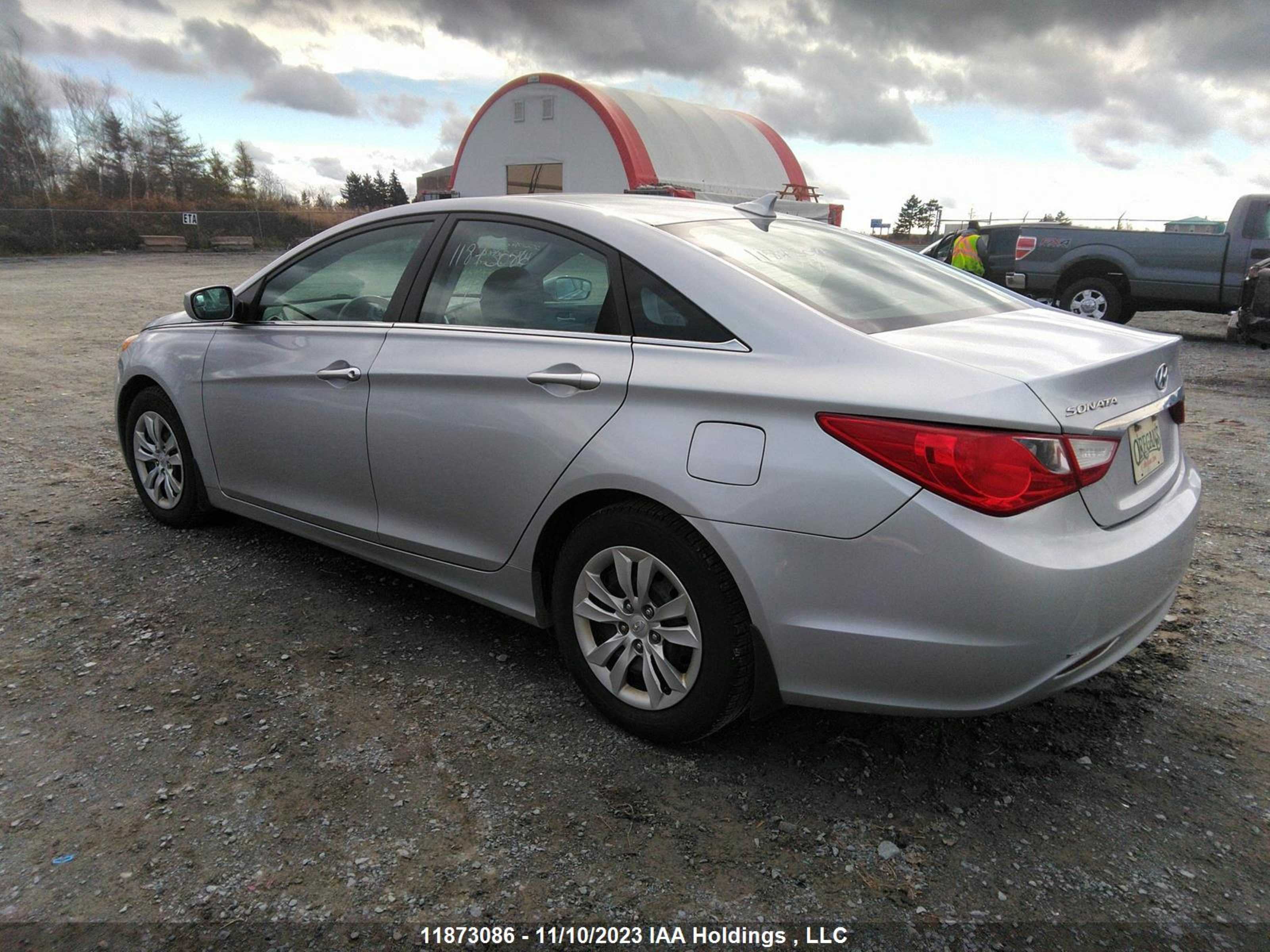 Photo 2 VIN: 5NPEB4AC5DH707426 - HYUNDAI SONATA 