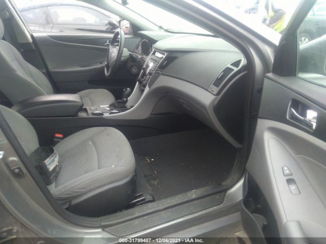 Photo 4 VIN: 5NPEB4AC5DH714098 - HYUNDAI SONATA 