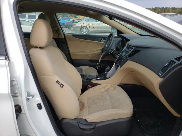 Photo 4 VIN: 5NPEB4AC5DH718619 - HYUNDAI SONATA GLS 