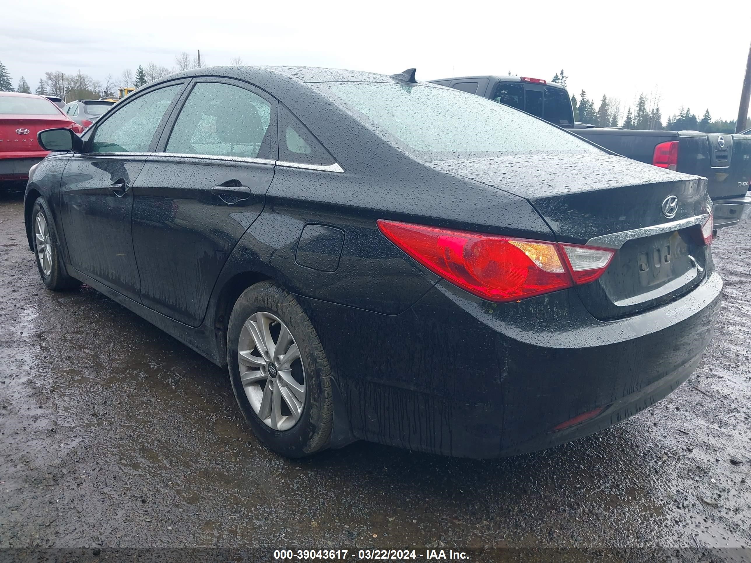 Photo 2 VIN: 5NPEB4AC5DH728681 - HYUNDAI SONATA 