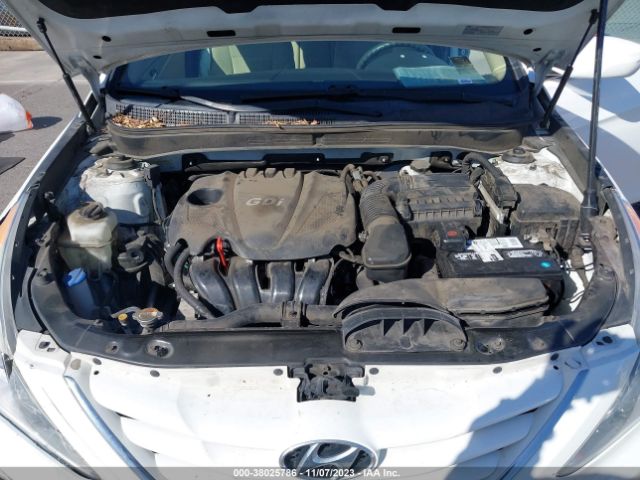 Photo 9 VIN: 5NPEB4AC5DH743374 - HYUNDAI SONATA 