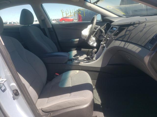 Photo 4 VIN: 5NPEB4AC5DH750275 - HYUNDAI SONATA GLS 