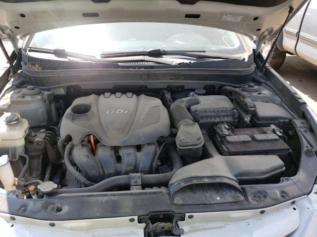 Photo 6 VIN: 5NPEB4AC5DH768887 - HYUNDAI SONATA GLS 