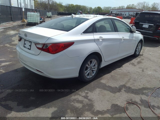 Photo 3 VIN: 5NPEB4AC5DH780473 - HYUNDAI SONATA 