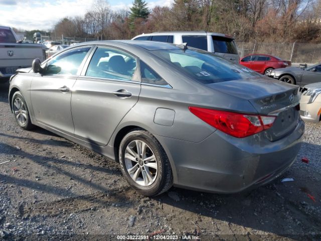 Photo 2 VIN: 5NPEB4AC5DH782305 - HYUNDAI SONATA 