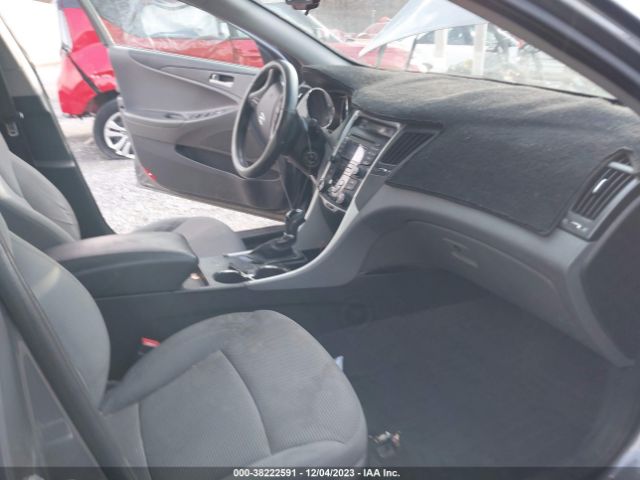 Photo 4 VIN: 5NPEB4AC5DH782305 - HYUNDAI SONATA 