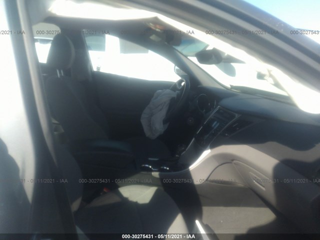 Photo 4 VIN: 5NPEB4AC5DH788458 - HYUNDAI SONATA 