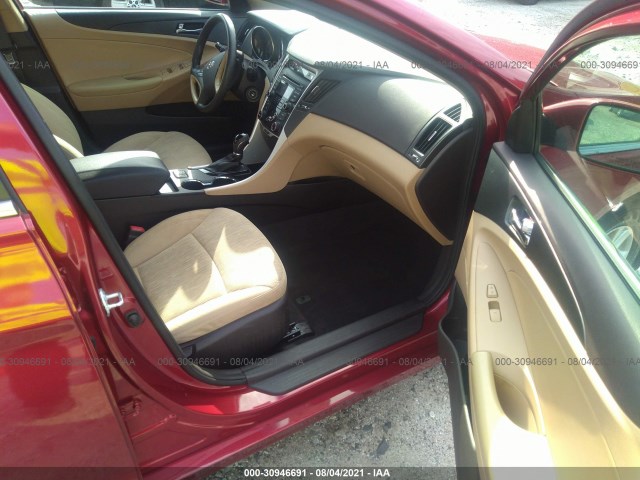 Photo 4 VIN: 5NPEB4AC5DH799993 - HYUNDAI SONATA 