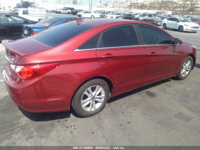 Photo 3 VIN: 5NPEB4AC5DH800253 - HYUNDAI SONATA 