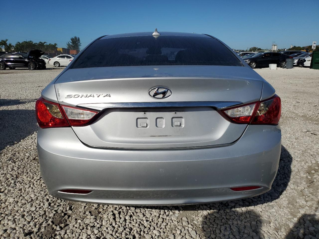 Photo 5 VIN: 5NPEB4AC5DH809227 - HYUNDAI SONATA 