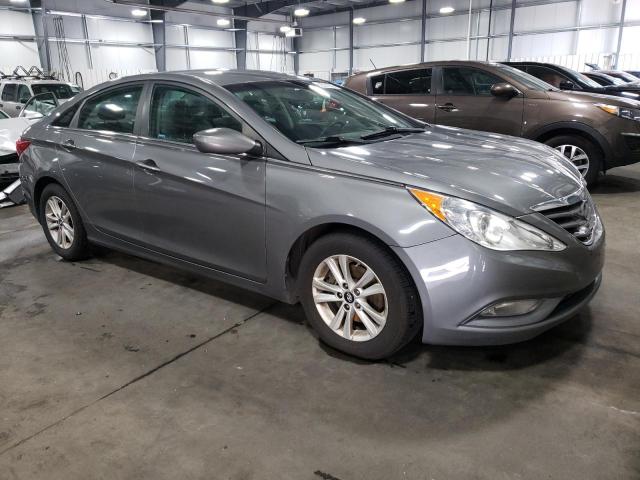 Photo 3 VIN: 5NPEB4AC5DH810135 - HYUNDAI SONATA GLS 